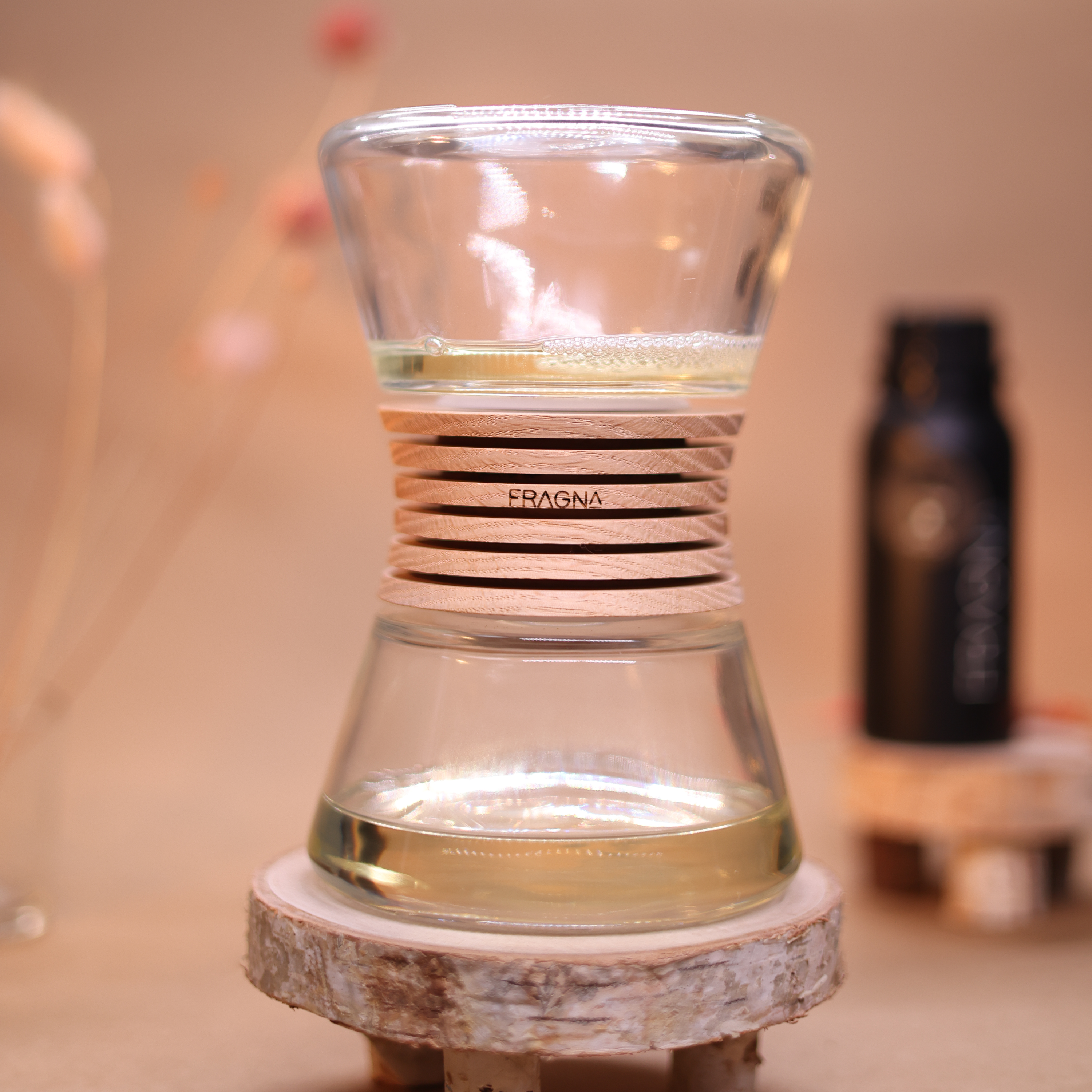 By-Gravity Hourglass Diffuser (including 200ml of fragrance oil)